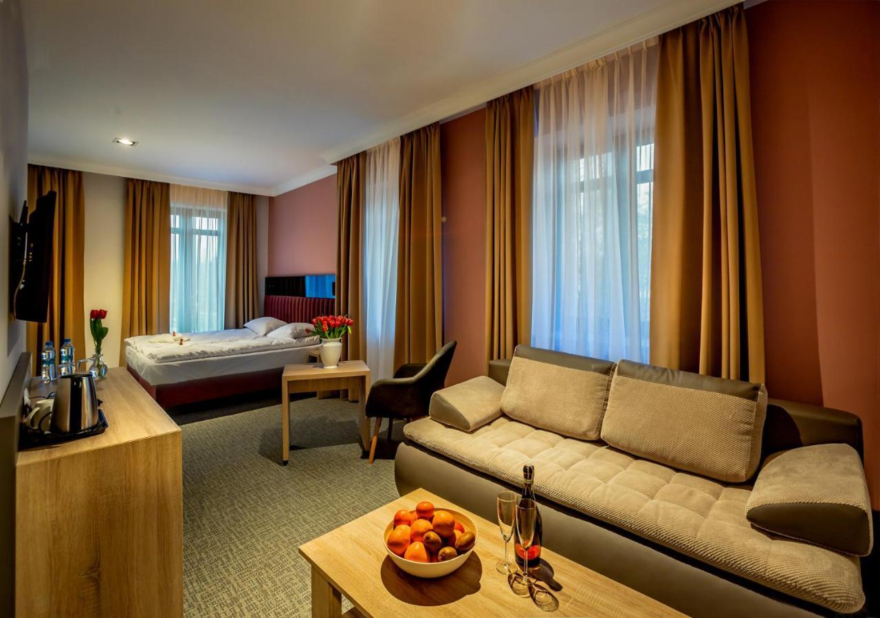 Akacja Medical Resort ชีโคชีแนค ภายนอก รูปภาพ