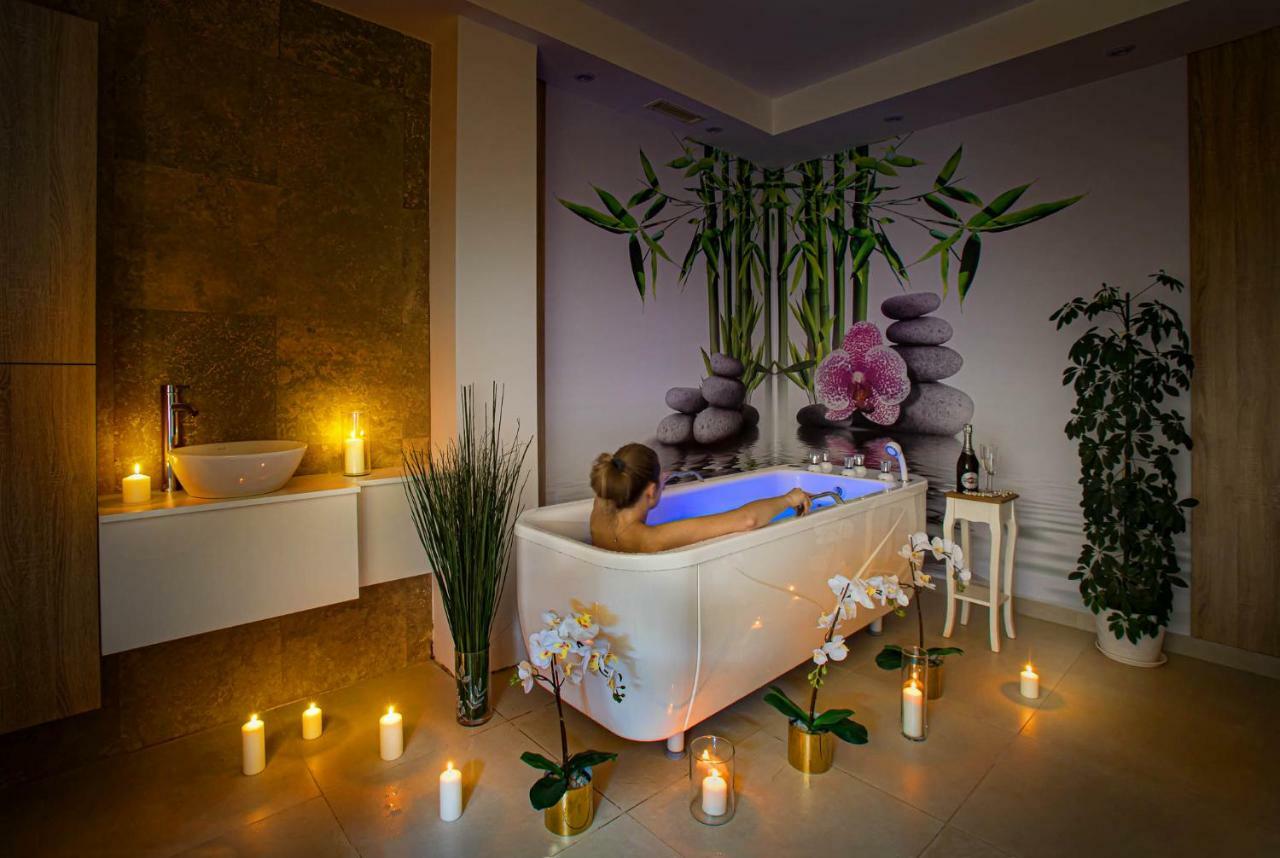 Akacja Medical Resort ชีโคชีแนค ภายนอก รูปภาพ